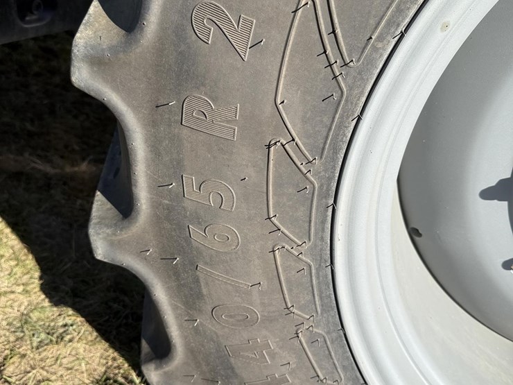 2022-deutz-fahr-6140-image-8