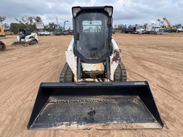 2016-bobcat-t595-image-6