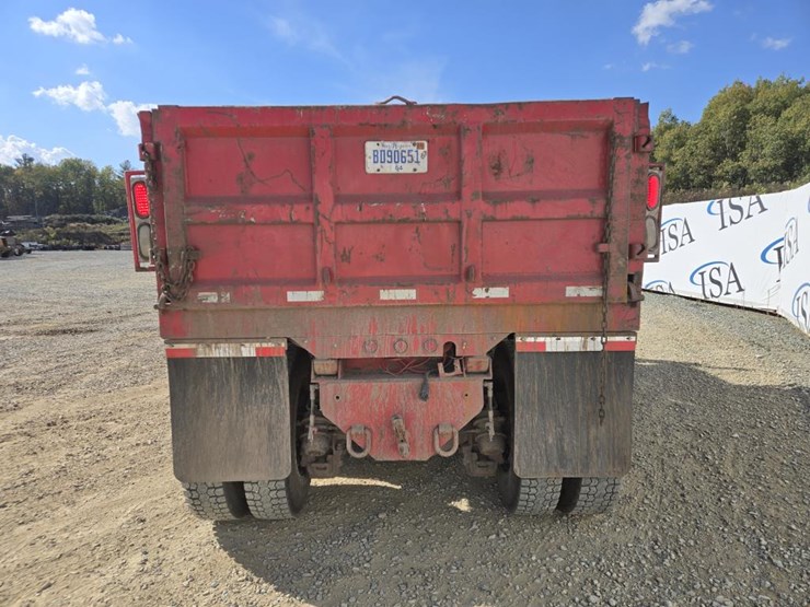 1993-mack-dm690s-image-4