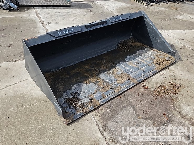 72"-bucket-to-suit-skidsteer-image-4
