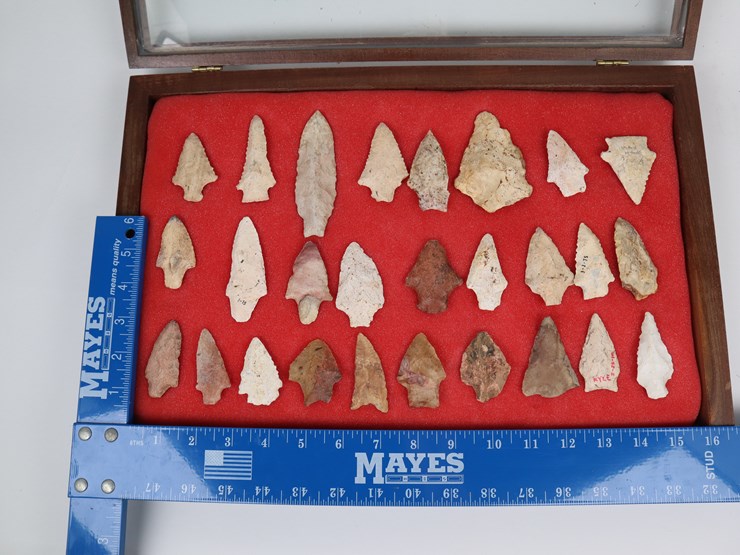 #18-•-#4163-•-(27)-framed-native-american-artifacts-image-2