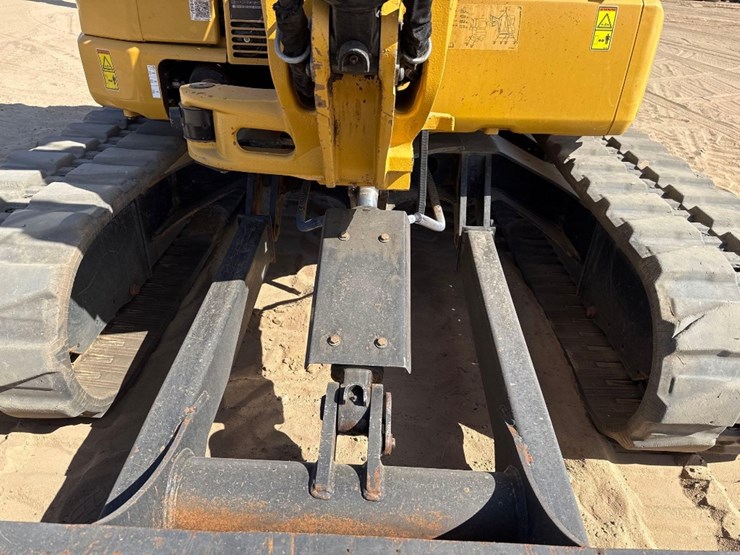 2020-caterpillar-305e2-cr-image-18