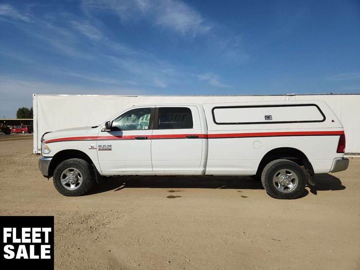 2013-ram-2500-slt-image-2