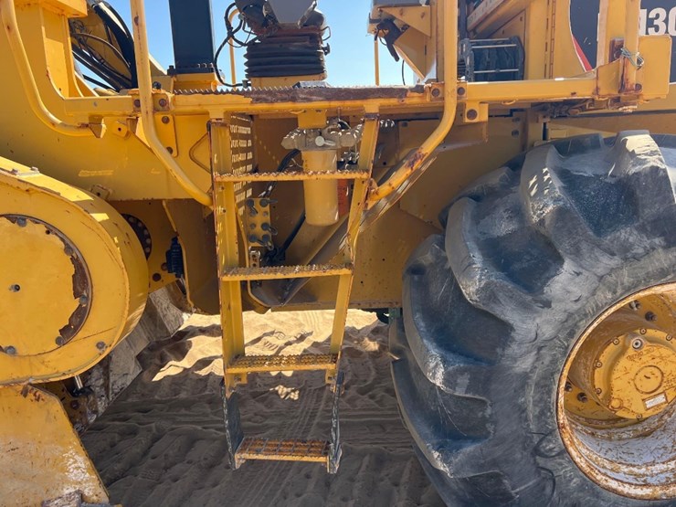 2015-caterpillar-rm-300-image-27