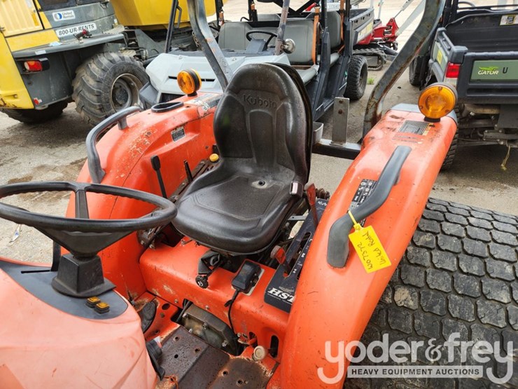 2016-kubota-mx5200hst-image-5