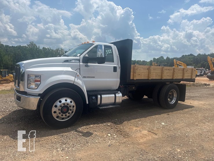2018-ford-f650-sd-image-1