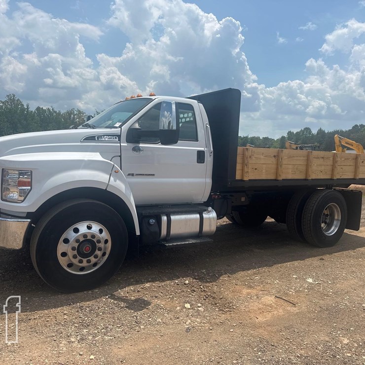 2018 FORD F650 SD