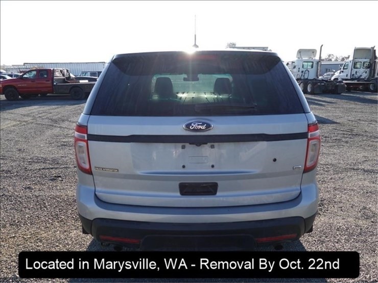 2015-ford-explorer-image-19