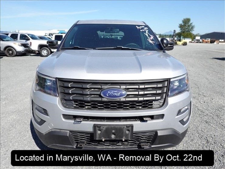 2018-ford-explorer-image-15