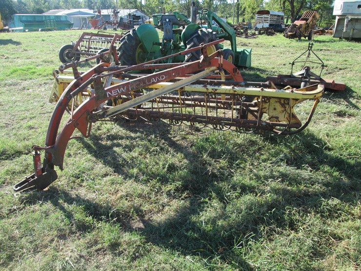 new-holland-256-image-1