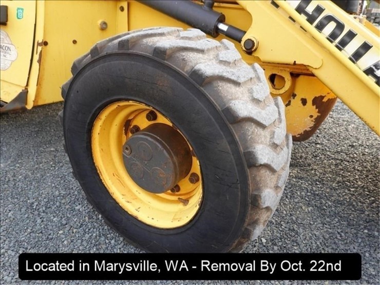 2014-new-holland-b95c-image-12