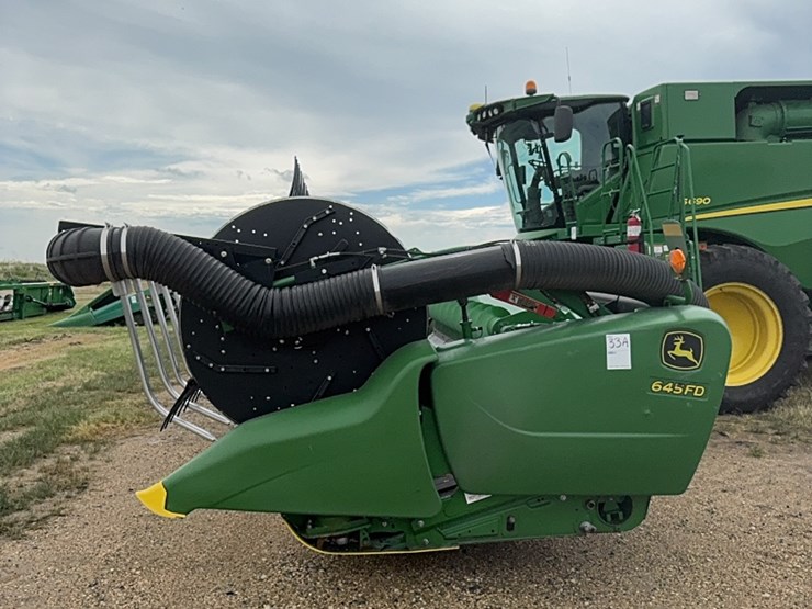 john-deere-645-image-37
