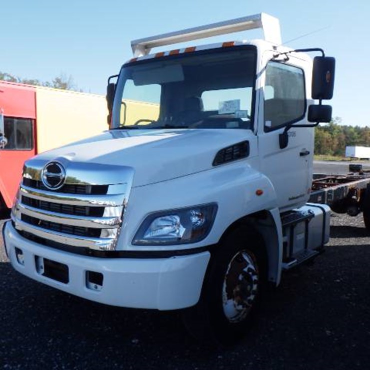 2014 HINO 338