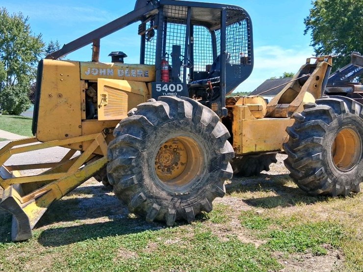 1994-deere-540d-image-1