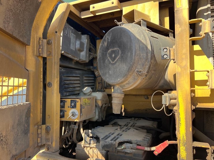 2007-caterpillar-325dl-image-32