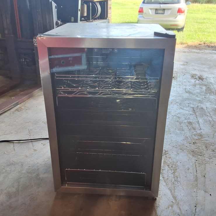 #505 • 2024 VISSANI WINE COOLER