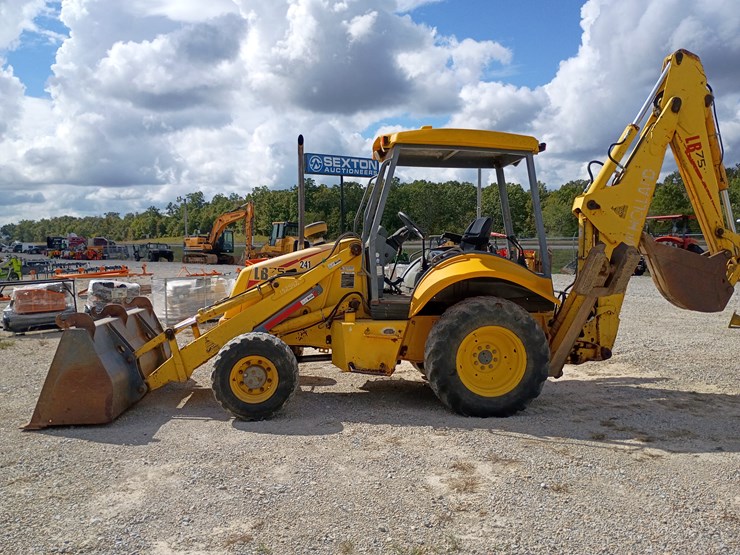 new-holland-lb75-image-4