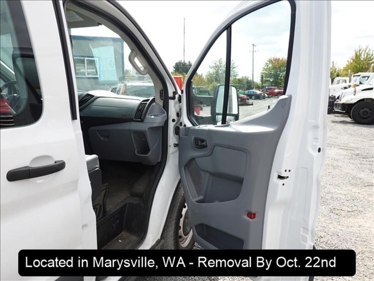 2017-ford-transit-image-24
