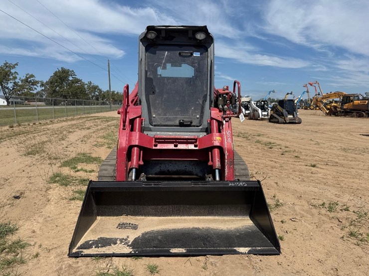 2021-takeuchi-tl12v2-image-3