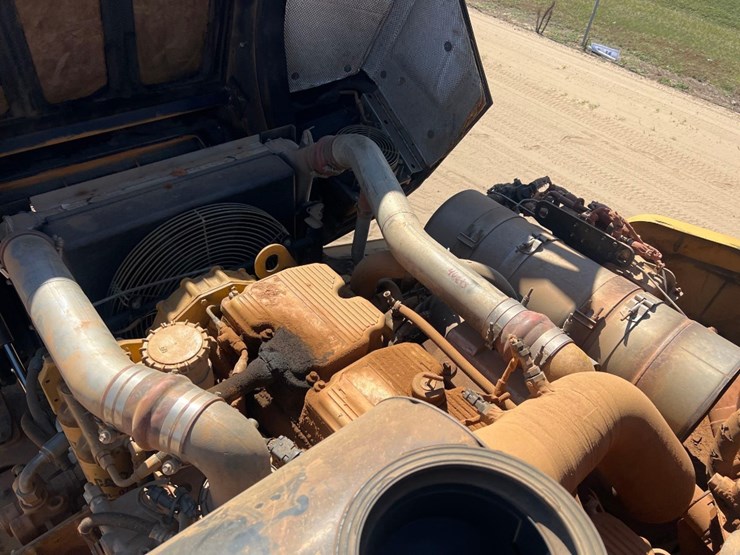 caterpillar-740b-image-44