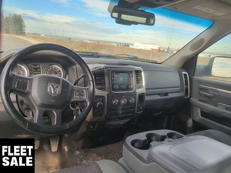 2013-ram-1500-slt-image-9