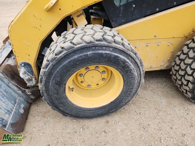 2013-caterpillar-262c2-image-27
