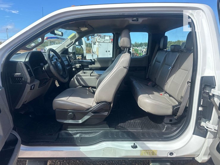 2018-ford-f350-sd-xl-image-18