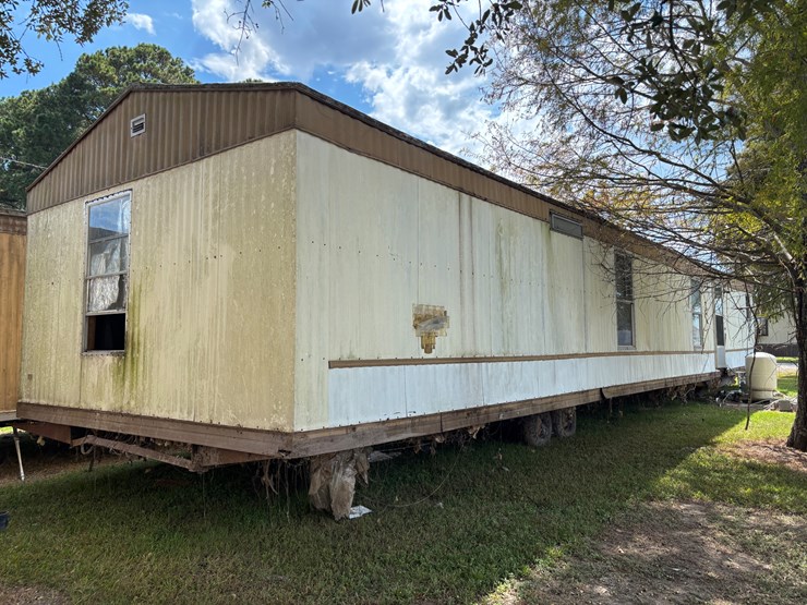 #208-•-mobile-home-image-2