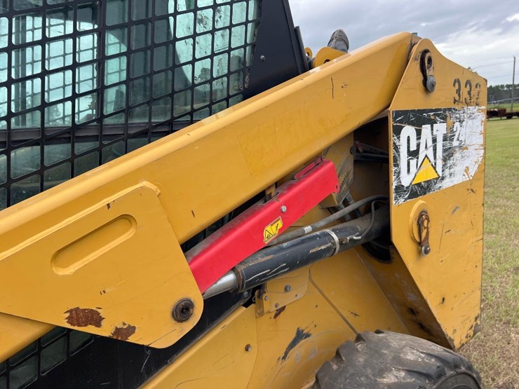 2017-caterpillar-246d-image-11