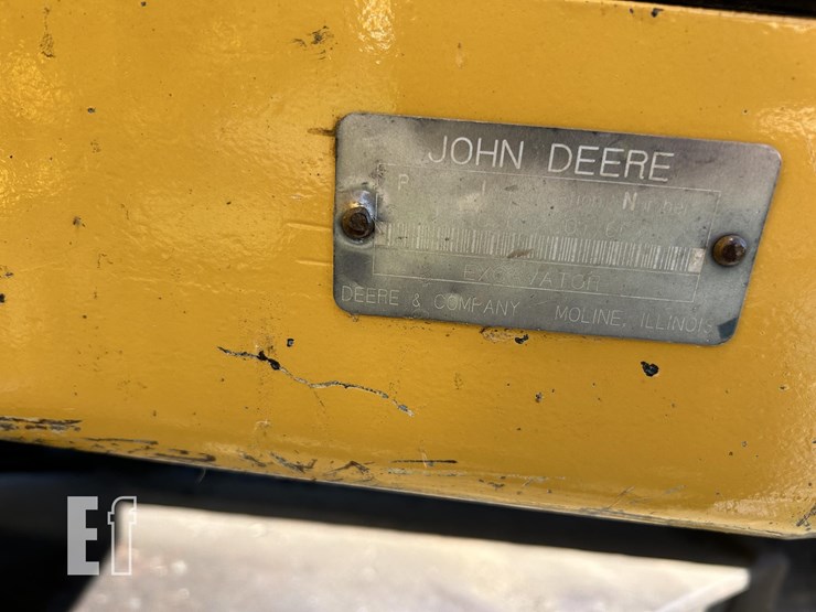 deere-200-lc-image-31