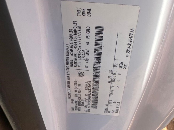 2018-ford-f350-sd-xl-image-19