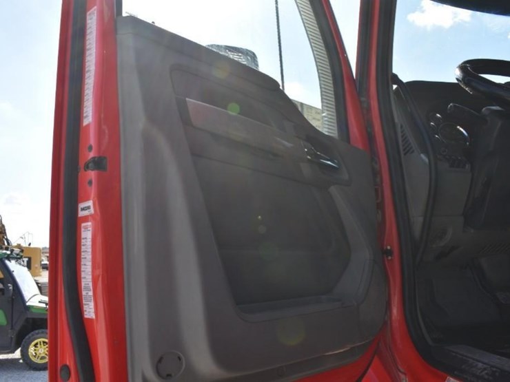 2018-kenworth-t880-image-20