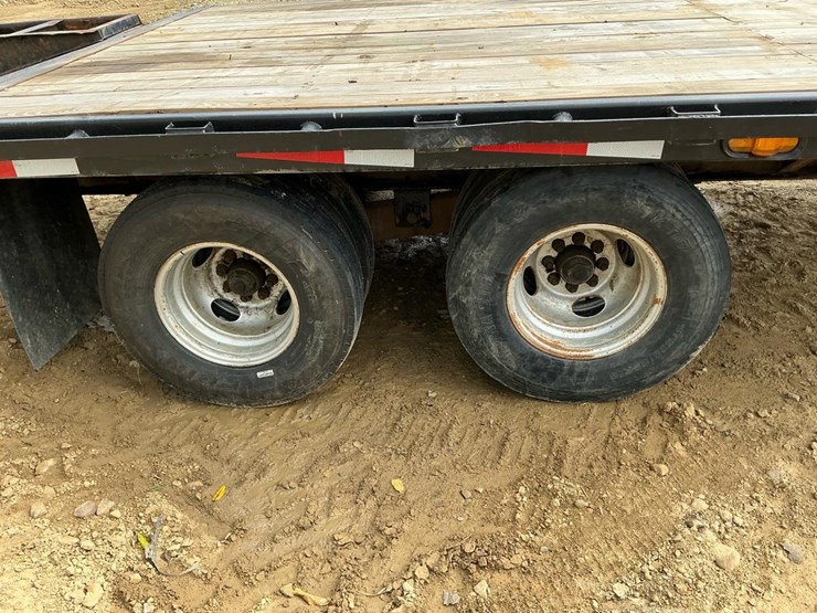 #150-•-2015-pj-gooseneck-trailer-image-26