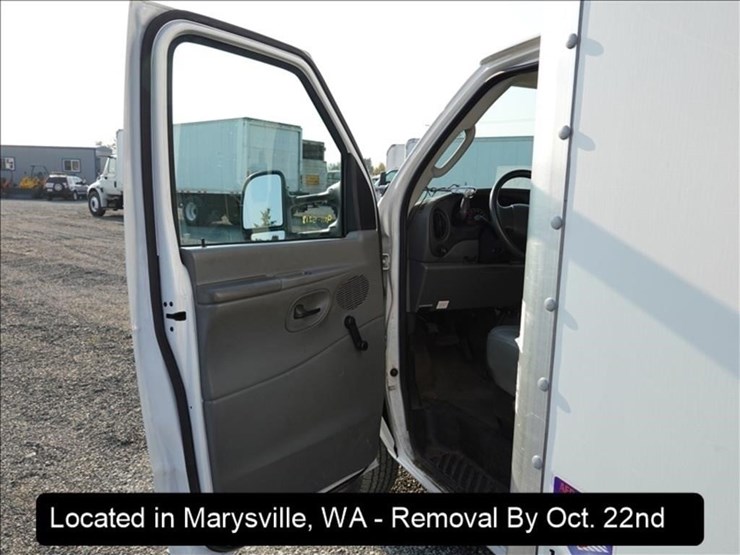 2003-ford-e350-image-2