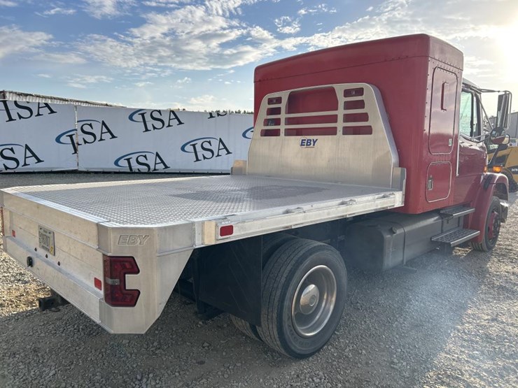 1997-freightliner-fl60-image-5