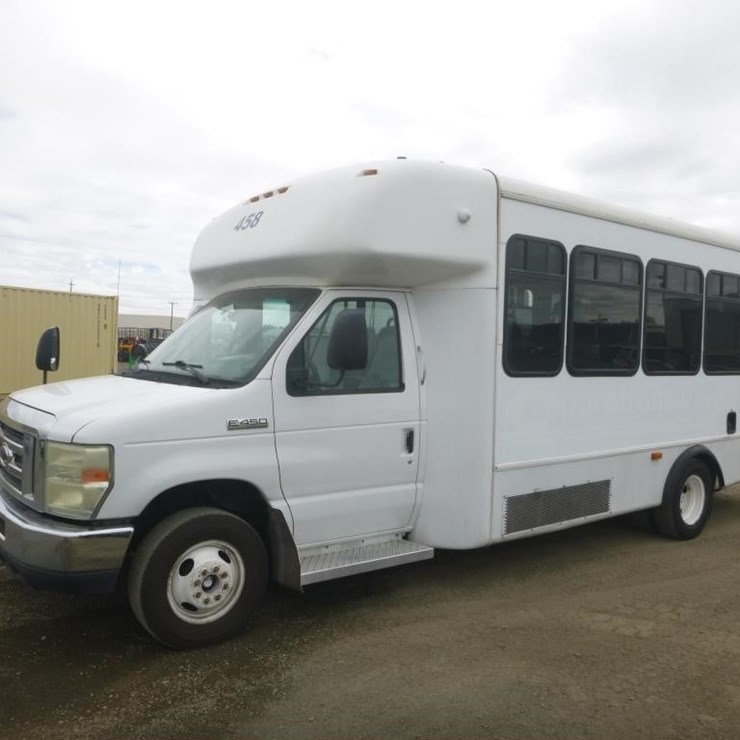 2008 FORD E450