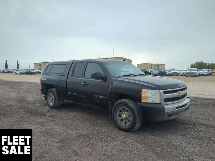 2009-chevrolet-silverado-1500-image-2