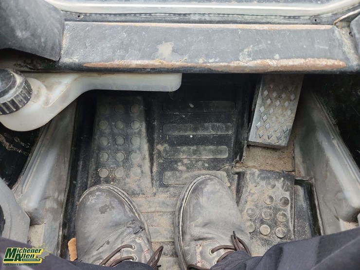 2013-caterpillar-262c2-image-12