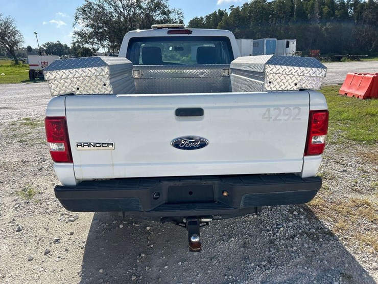 2011-ford-ranger-image-24