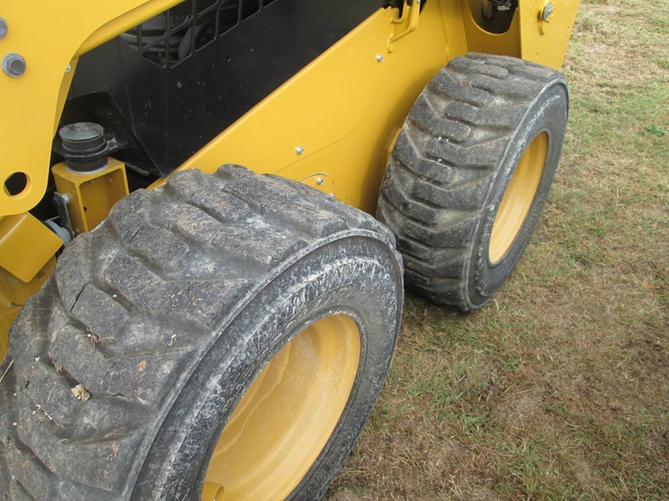 caterpillar-236d-image-9