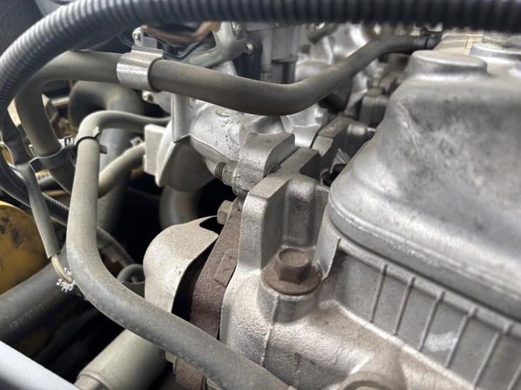 2016-caterpillar-2c6000-image-31