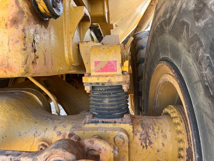 caterpillar-740b-image-26