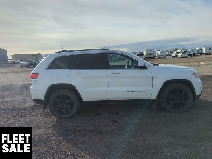 2014-jeep-grand-cherokee-image-23