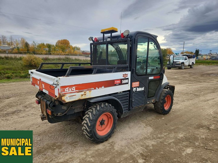 2014-bobcat-toolcat-5600-image-4