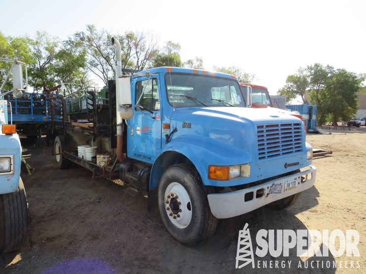 international-4900-image-2