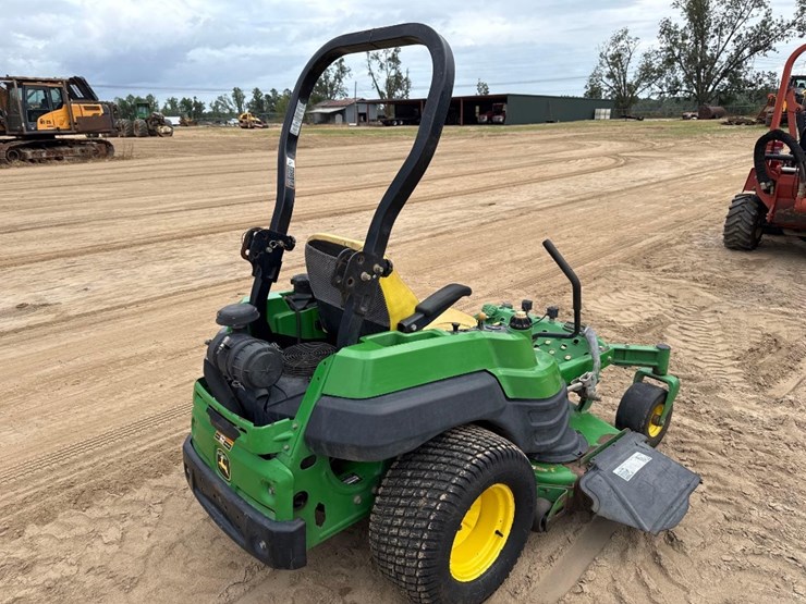 john-deere-la-image-3