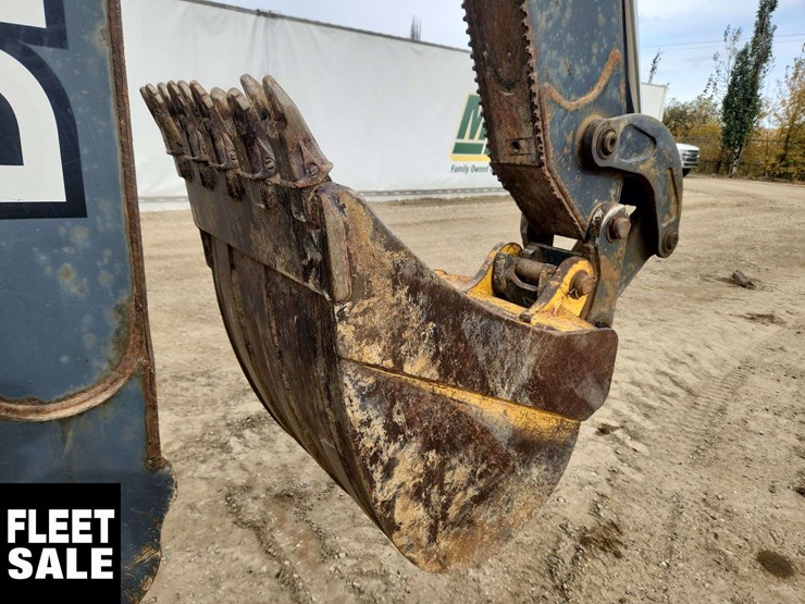 john-deere-310-image-32