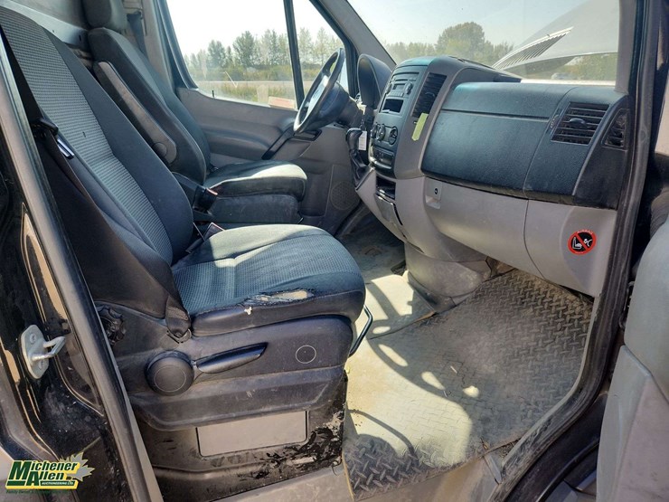 2013-mercedes-benz-sprinter-3500-image-14