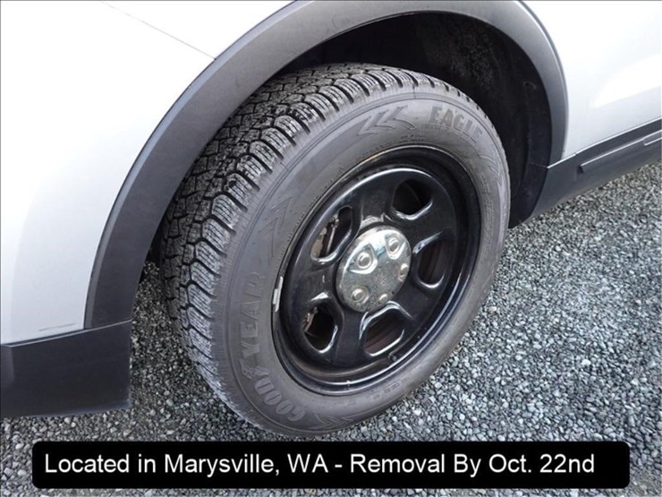 2018-ford-explorer-image-15