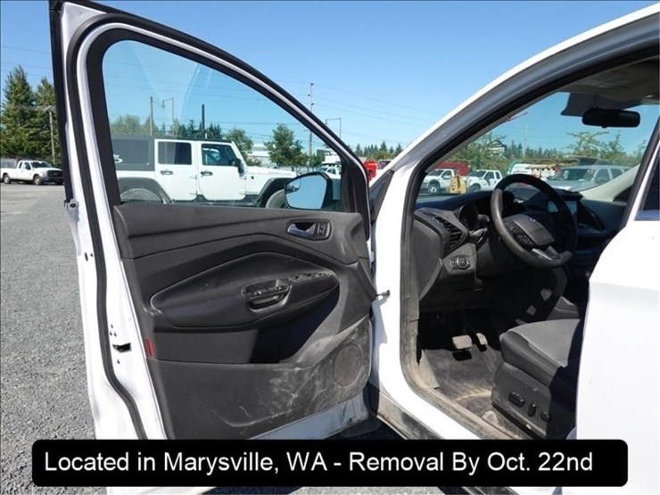 2019-ford-escape-se-image-3